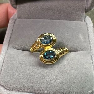 Blue topaz ring adjustable NWOT